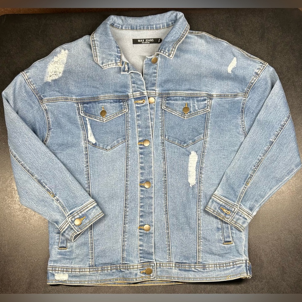 Max Jeans Women’s Size M Blue Denim Distressed Jean Jacket